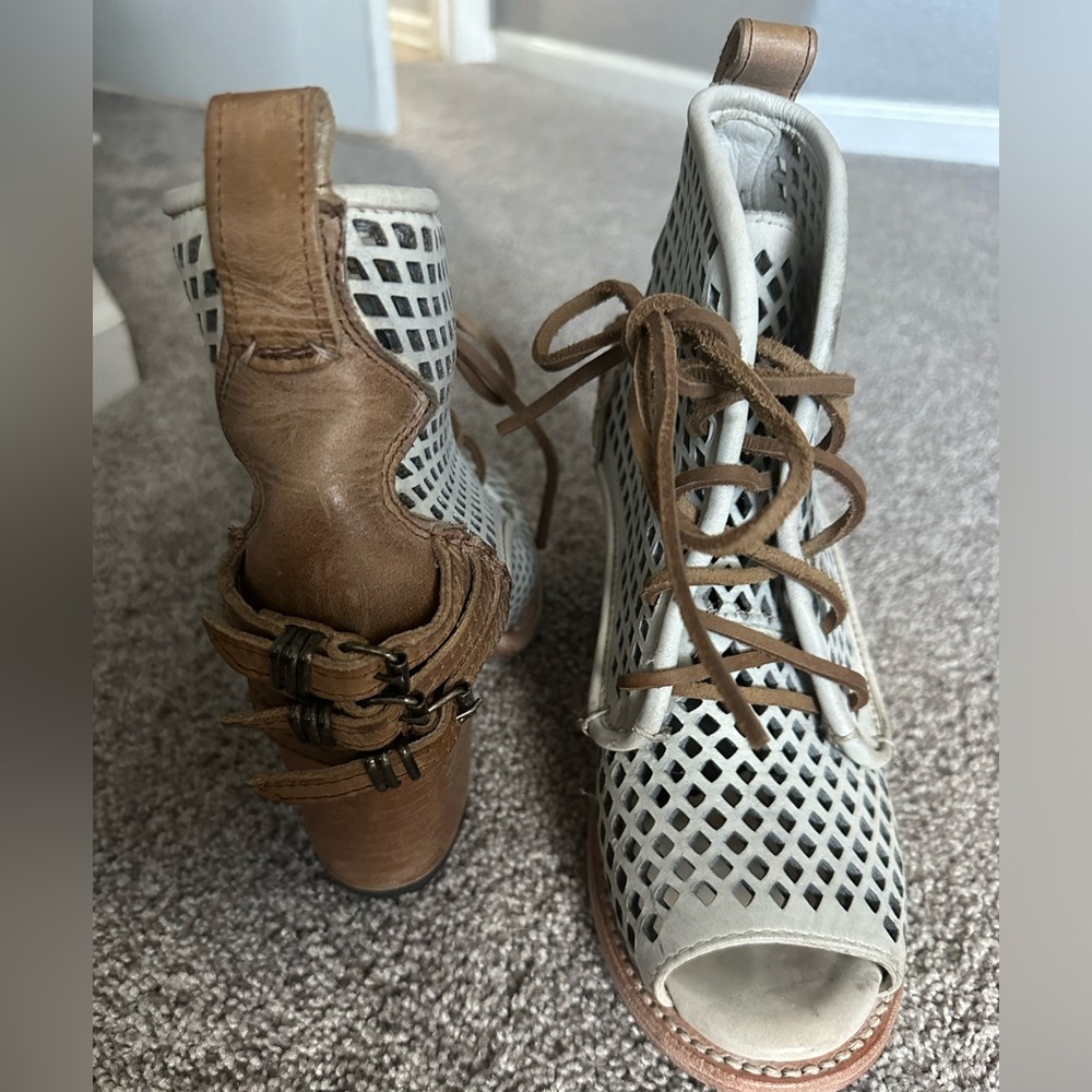 Freebird by Steven White booties